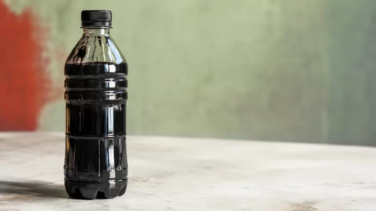 Petrolio travestito da plastica: il Piano B della lobby fossile